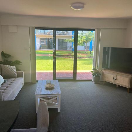 Nautilus Hamptons Style Luxury Beach Apartment Merimbula Exterior foto